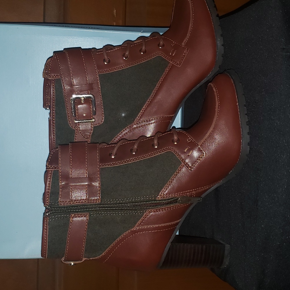 Antonio Melani Garnett size 8.5 - Picture 2 of 11